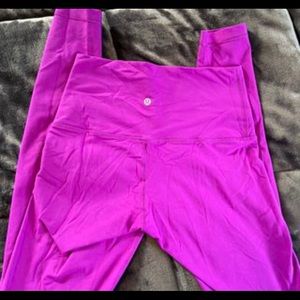 Lululemon size 8 full length wunder-unders